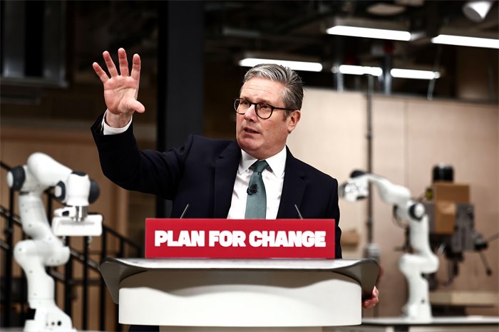 UK Government AI plans unrealistic, committee says